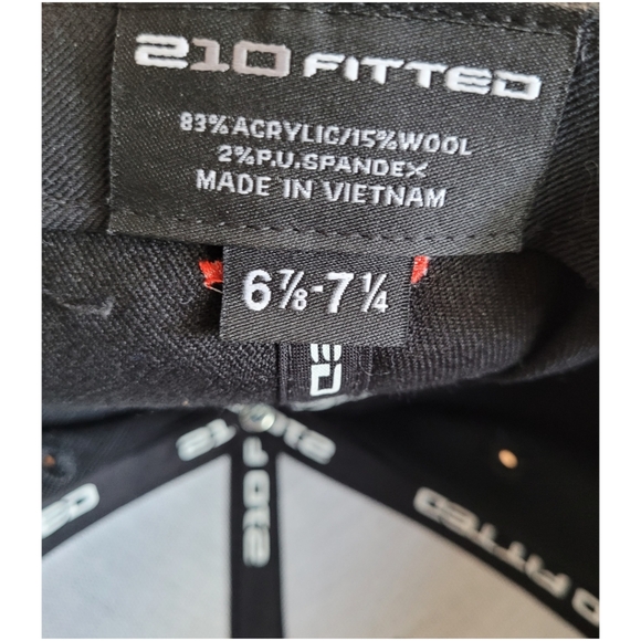 Tom Brady TB Limited Edition Black Cap 210 Fitted Commemorative 7th Superbowl - Picture 4 of 10